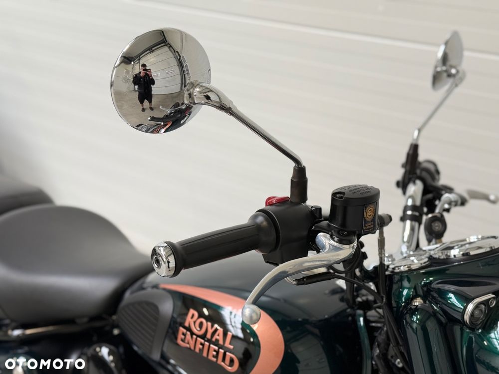 Royal Enfield Classic - 12