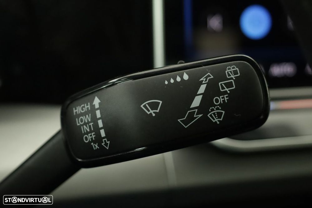 VW Golf 1.5 TSI e-Hybrid Life DSG - 18
