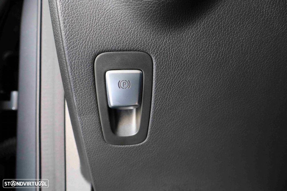 Mercedes-Benz GLC 300 - 16