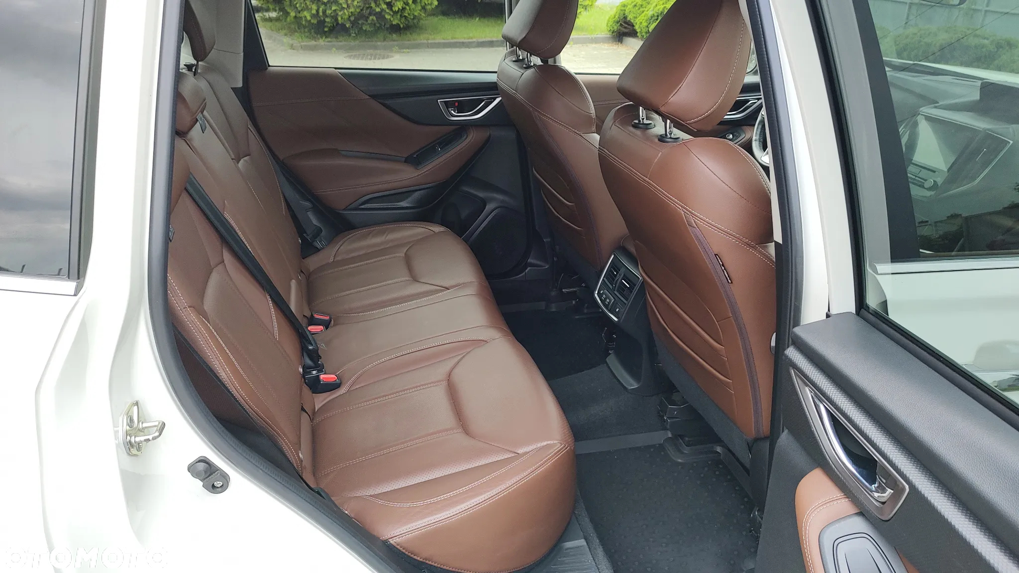 Subaru Forester 2.0 i Platinum (EyeSight) Lineartronic - 17