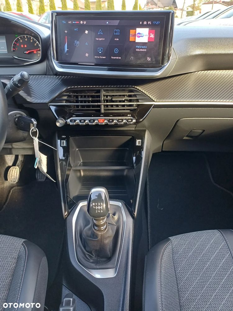 Peugeot 208 1.2 PureTech Style S&S - 24