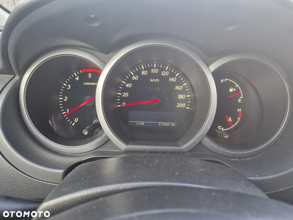 Suzuki Grand Vitara - 11