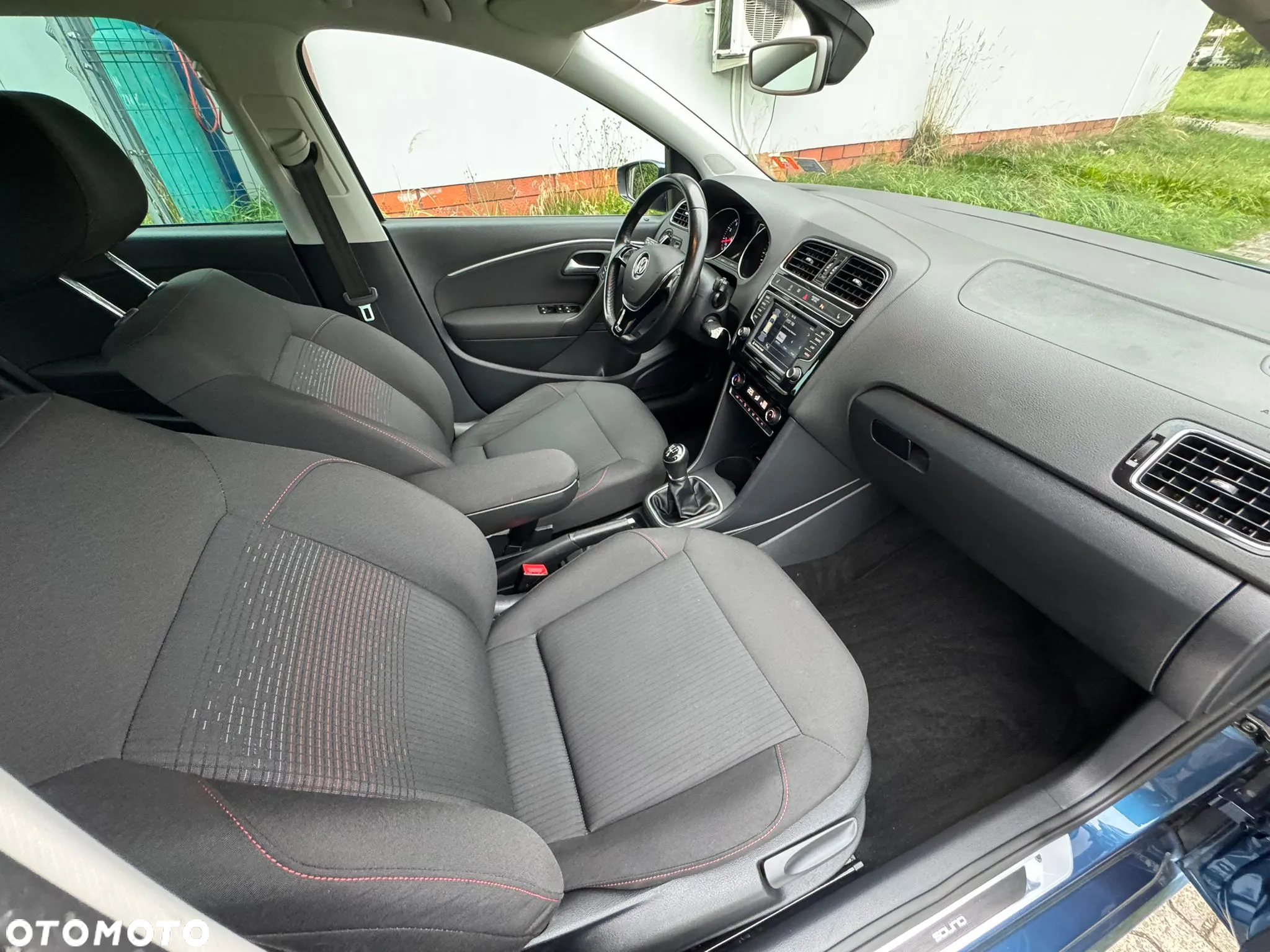Volkswagen Polo 1.2 TSI (Blue Motion Technology) SOUND - 14