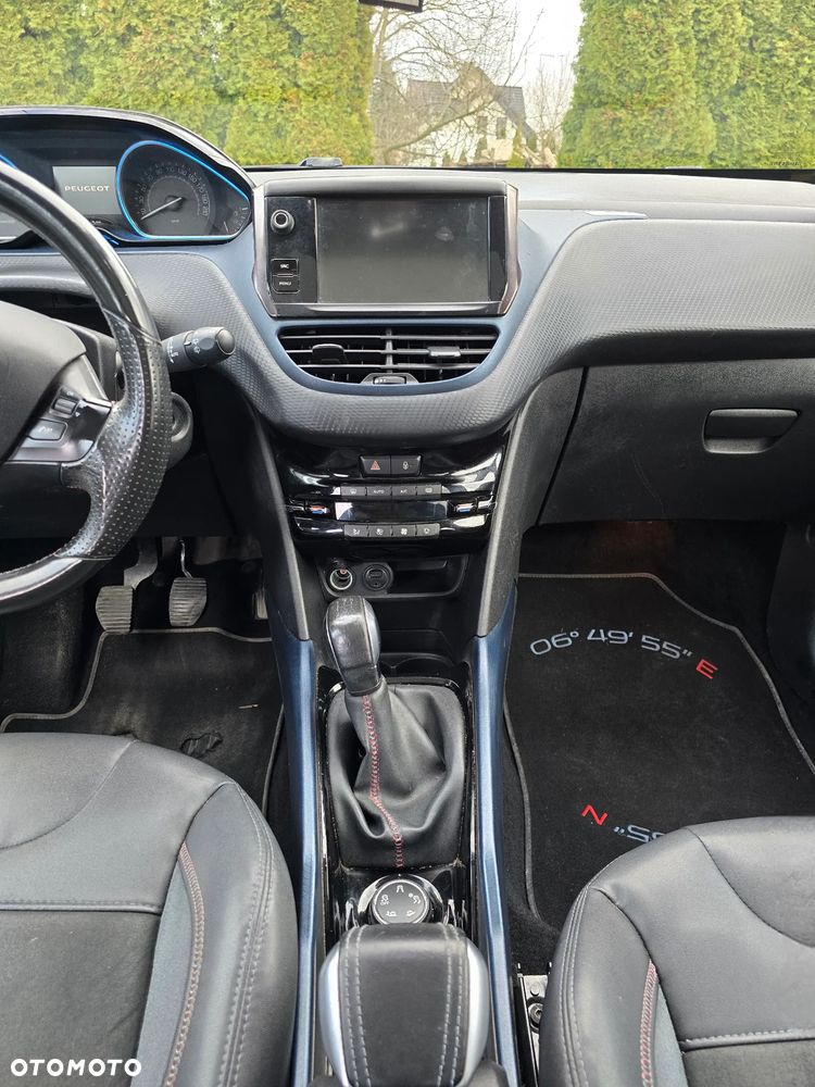 Peugeot 2008 1.6 VTi Allure - 12