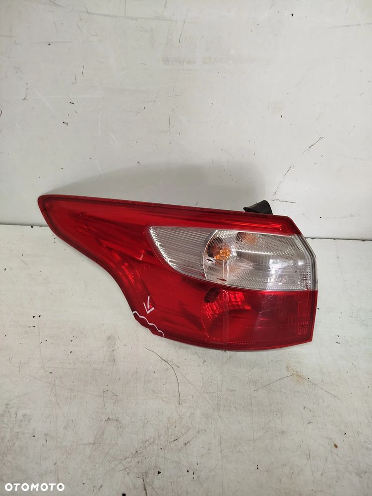 + LAMPA TYL TYLNA LEWA FORD FOCUS 3 III MK.3 KOMBI USZKODZONA - 2