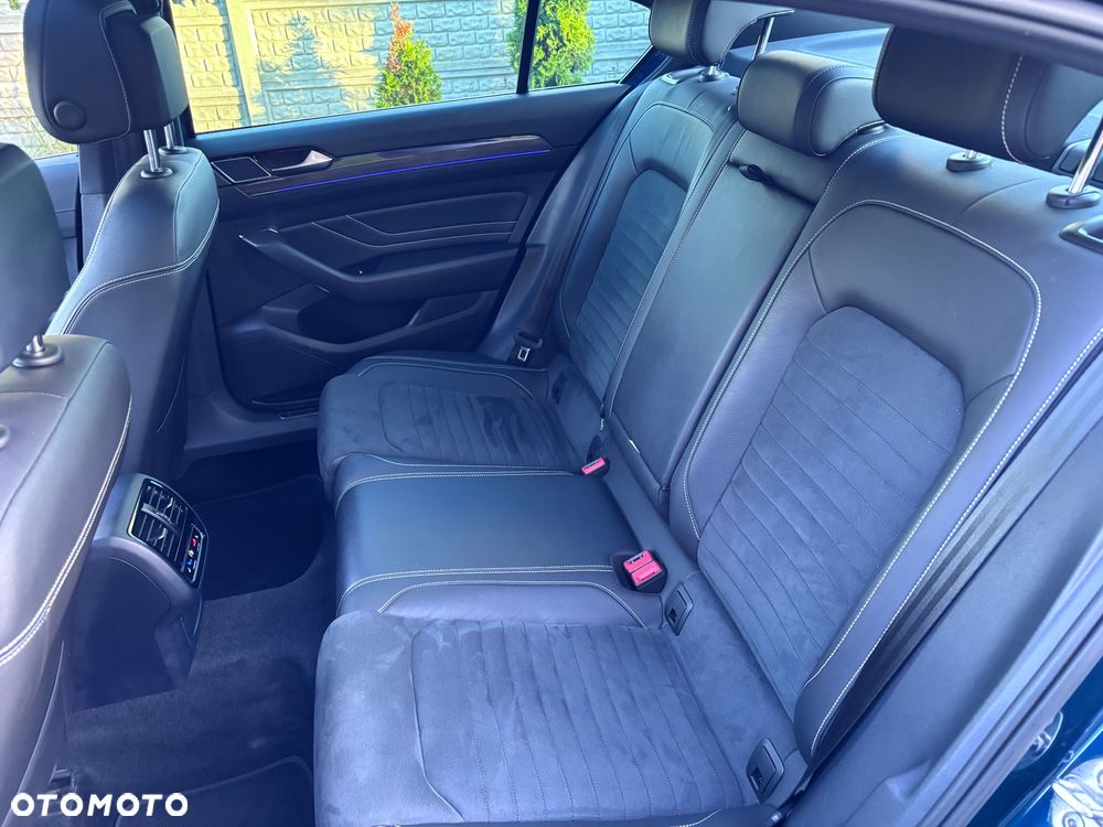 Volkswagen Passat 1.5 TSI OPF DSG Highline - 17