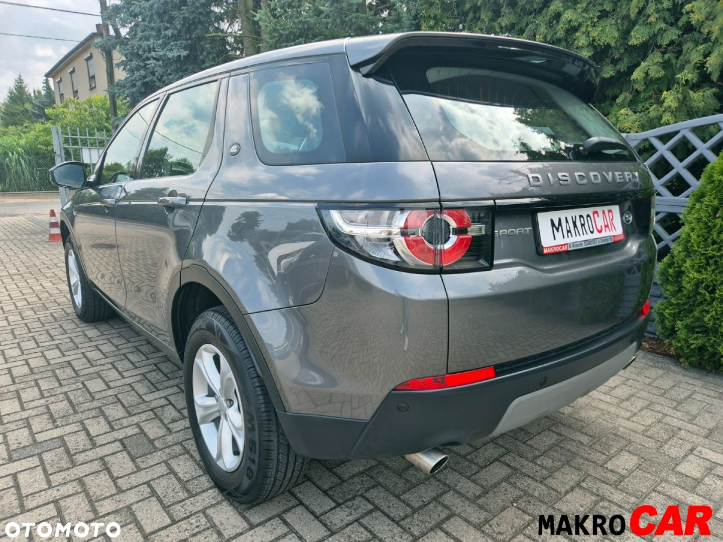 Land Rover Discovery Sport - 2