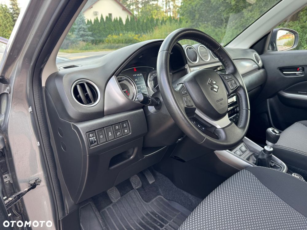 Suzuki Vitara 1.4 Boosterjet Premium 4WD - 19