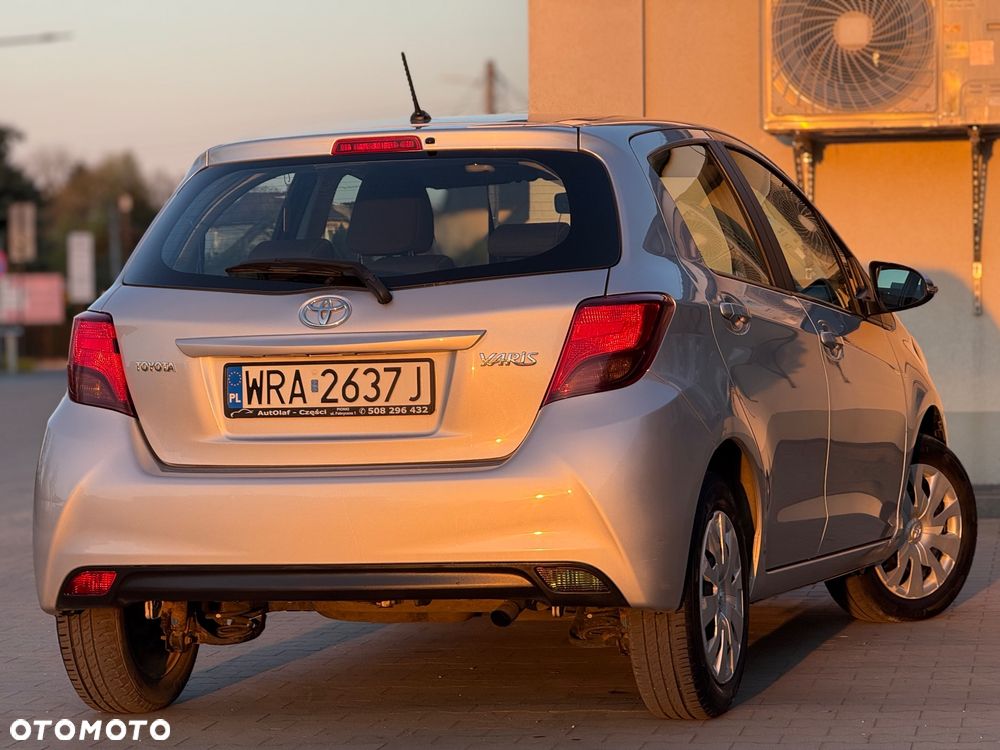 Toyota Yaris 1.33 Luna - 21