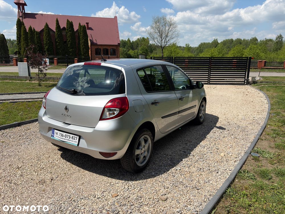 Renault Clio - 5
