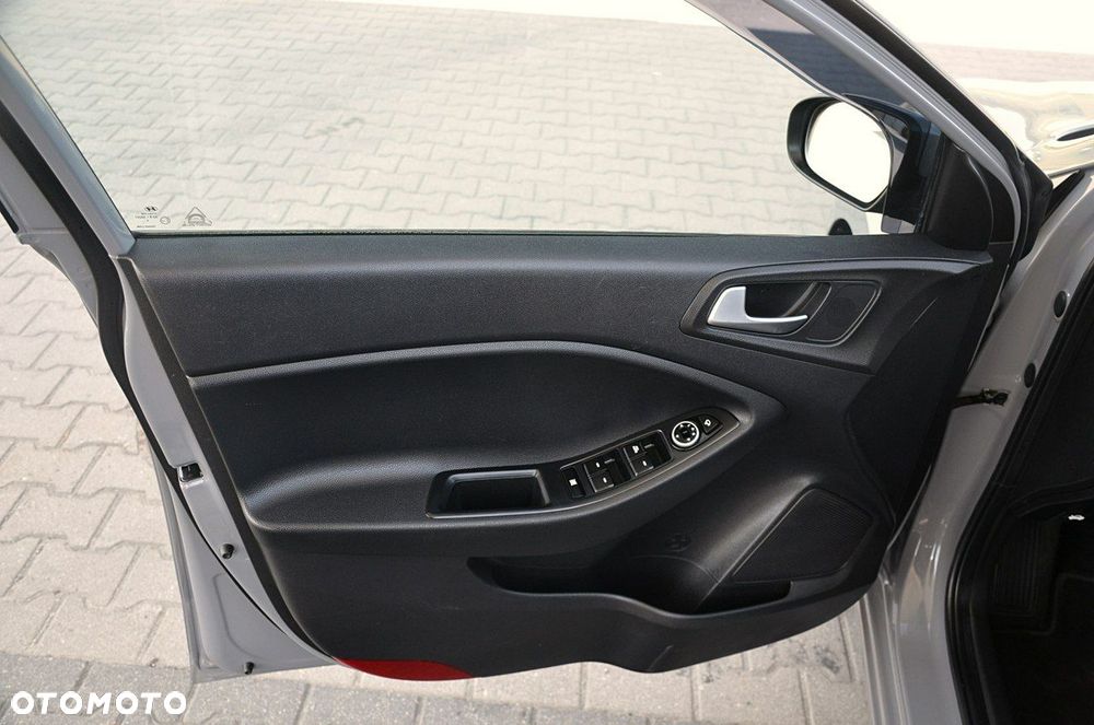 Hyundai i20 - 13