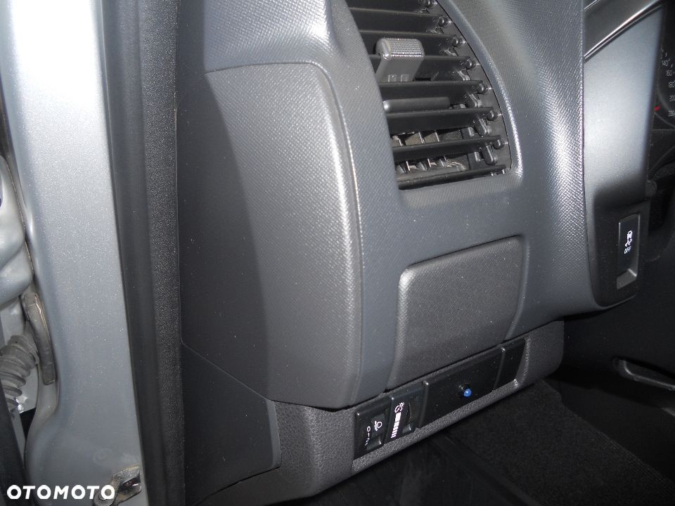 ZAŚLEPKA boczna kokpitu ISUZU D-max WSZYSTKIE od 2012 do 2020r - 1