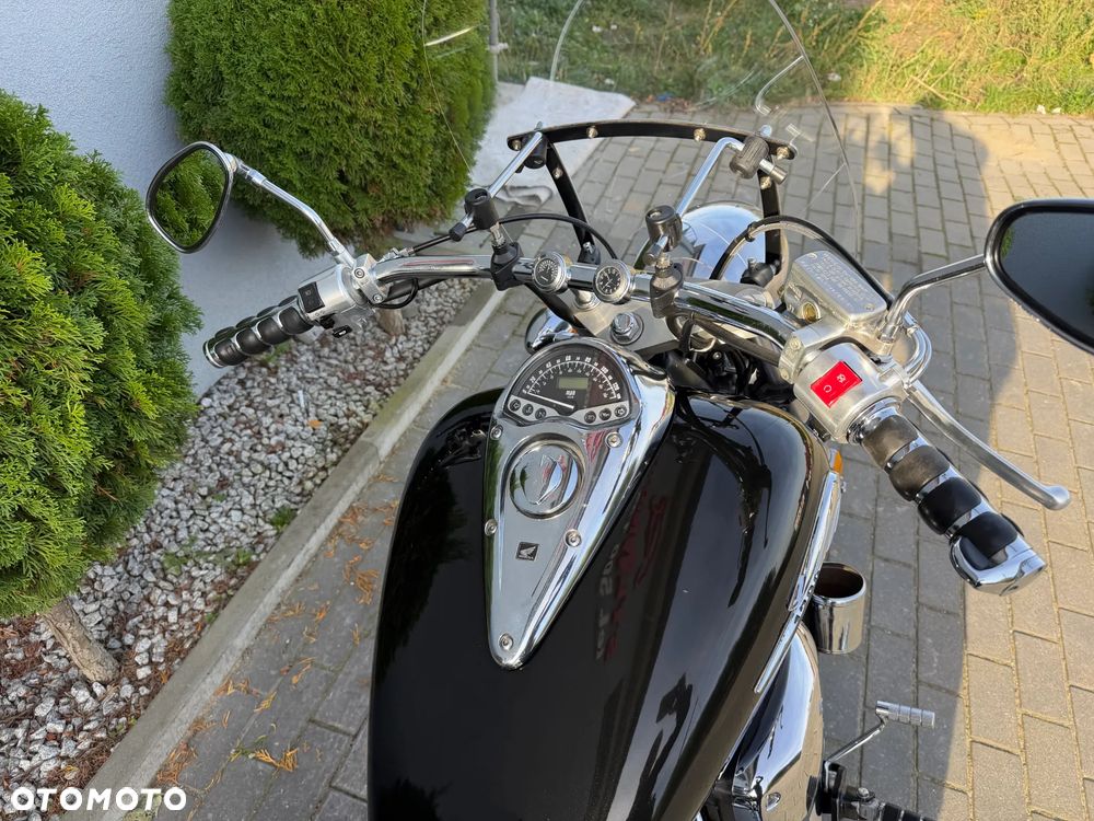 Honda VTX - 24