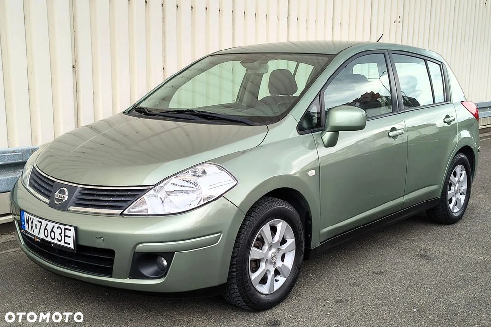 Nissan Tiida 1.6 Acenta - 1