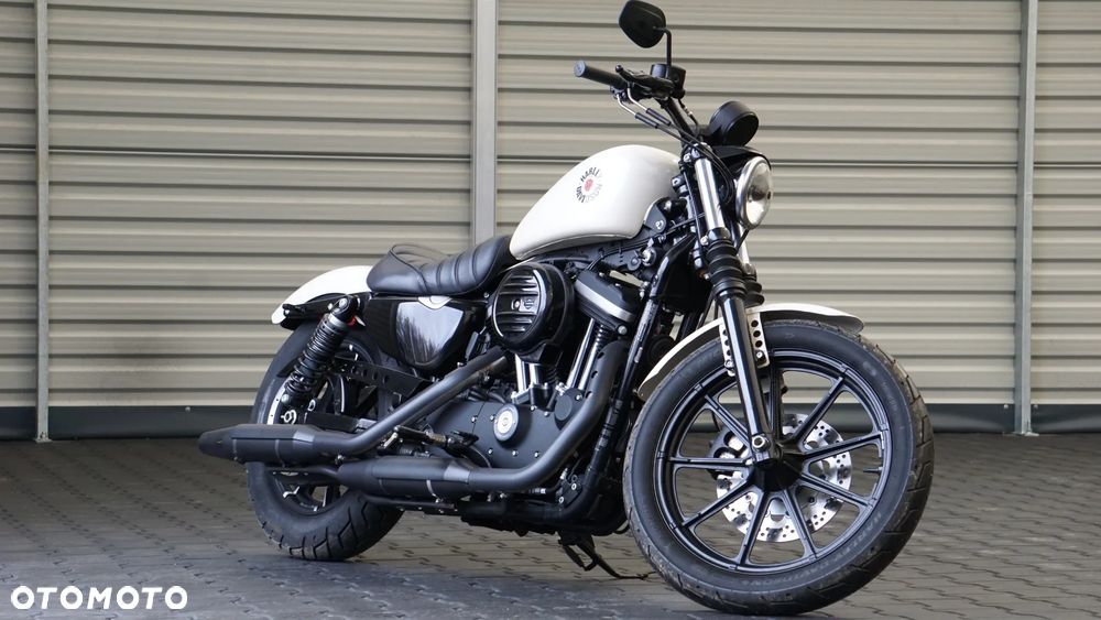 Harley-Davidson Sportster Iron 883 - 8
