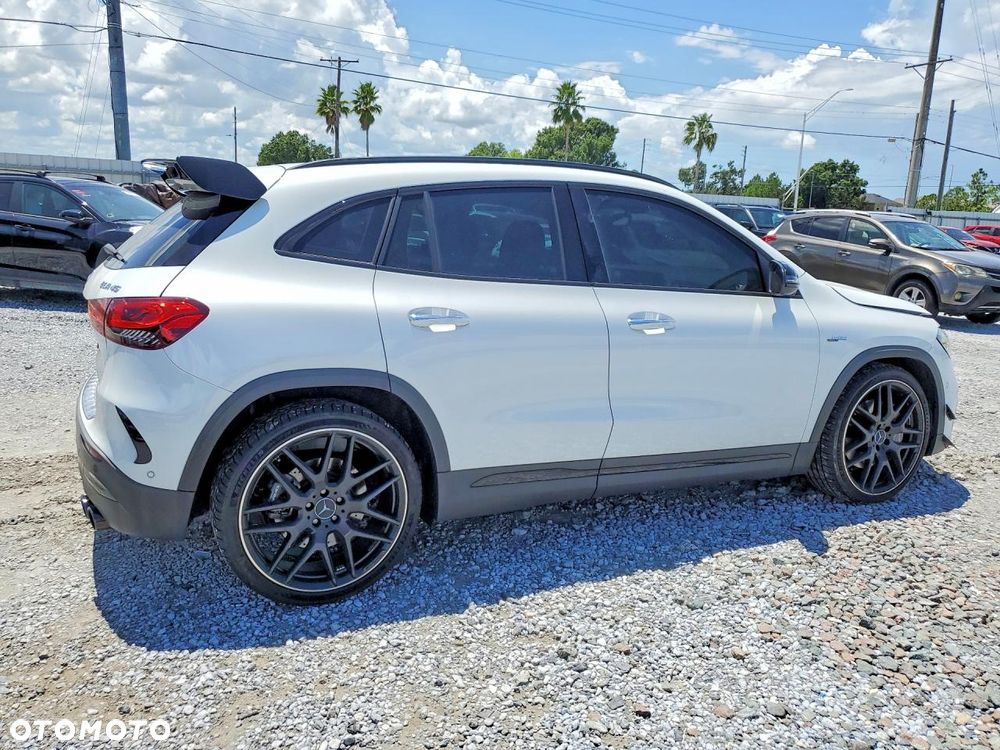 Mercedes-Benz GLA AMG 45 4Matic+ AMG Speedshift DCT 8G - 4