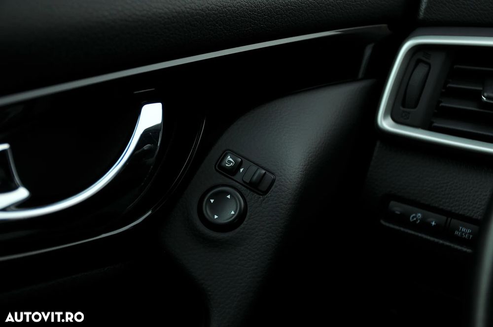 Nissan Qashqai 1.2 DIG-T Xtronic TEKNA - 21