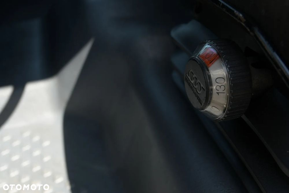 Mitsubishi FUSO=3C15=3.0D=KLIMA=PLANDEKA=12EP - 24