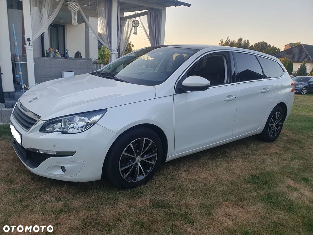 Peugeot 308 1.6 BlueHDi Allure S&S - 13