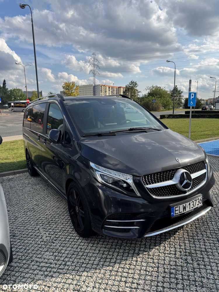 Mercedes-Benz Klasa V - 2