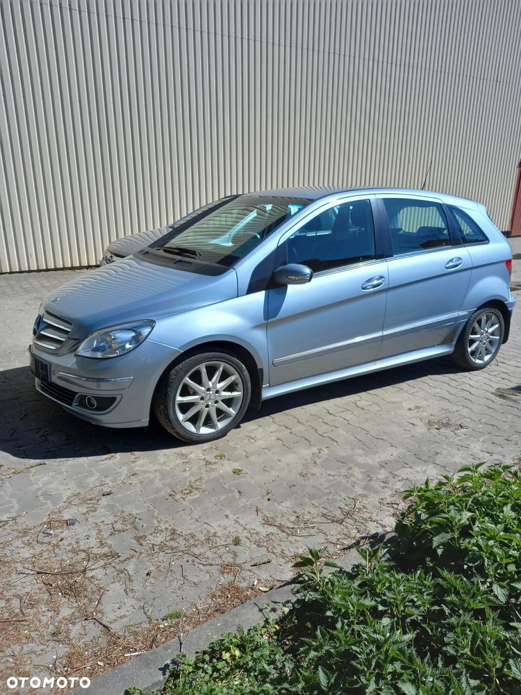 Mercedes-Benz Klasa B 200 CDI Autotronic - 4