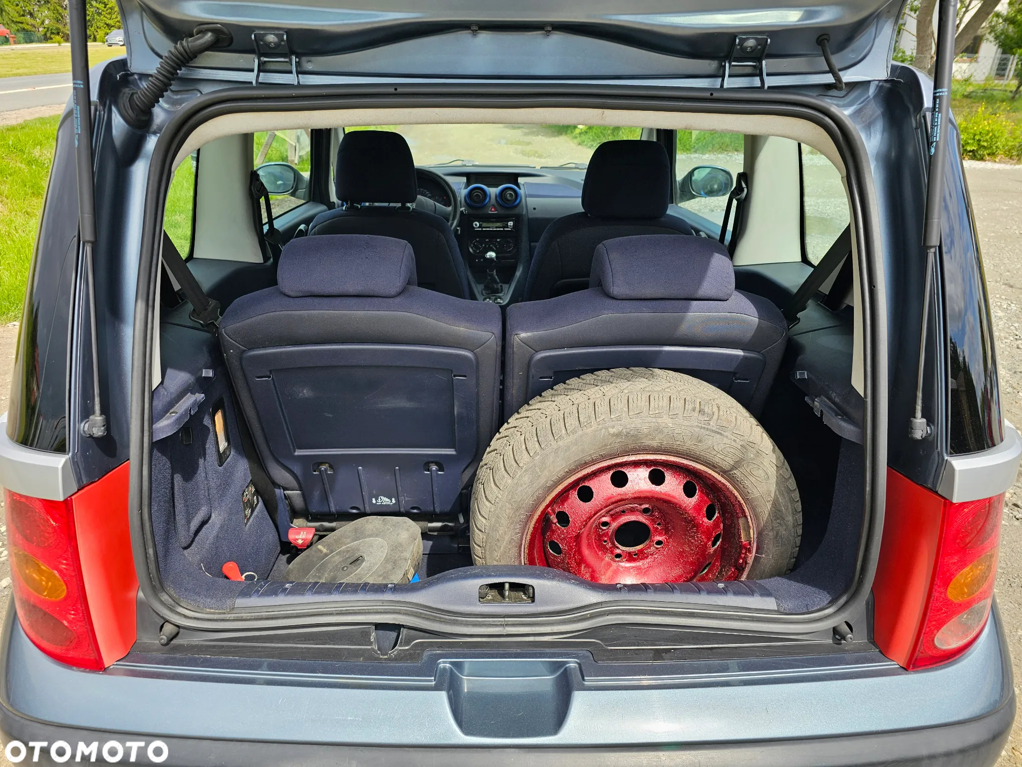 Peugeot 1007 - 17