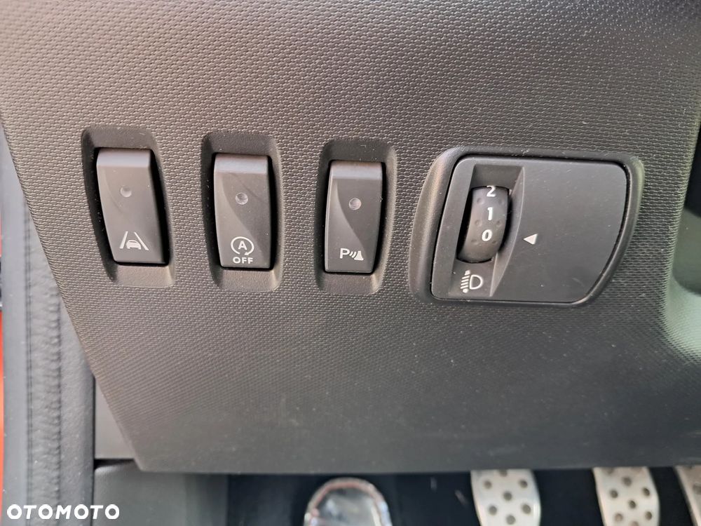 Renault Twingo Energy TCe 110 GT - 33