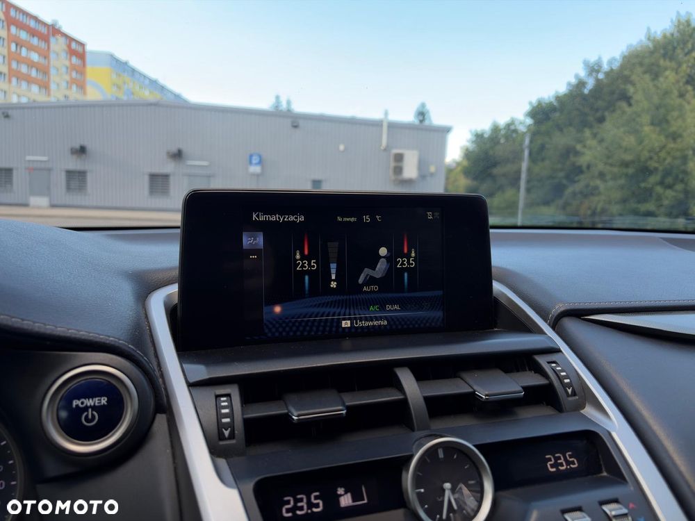 Lexus NX 300h Style Edition - 26
