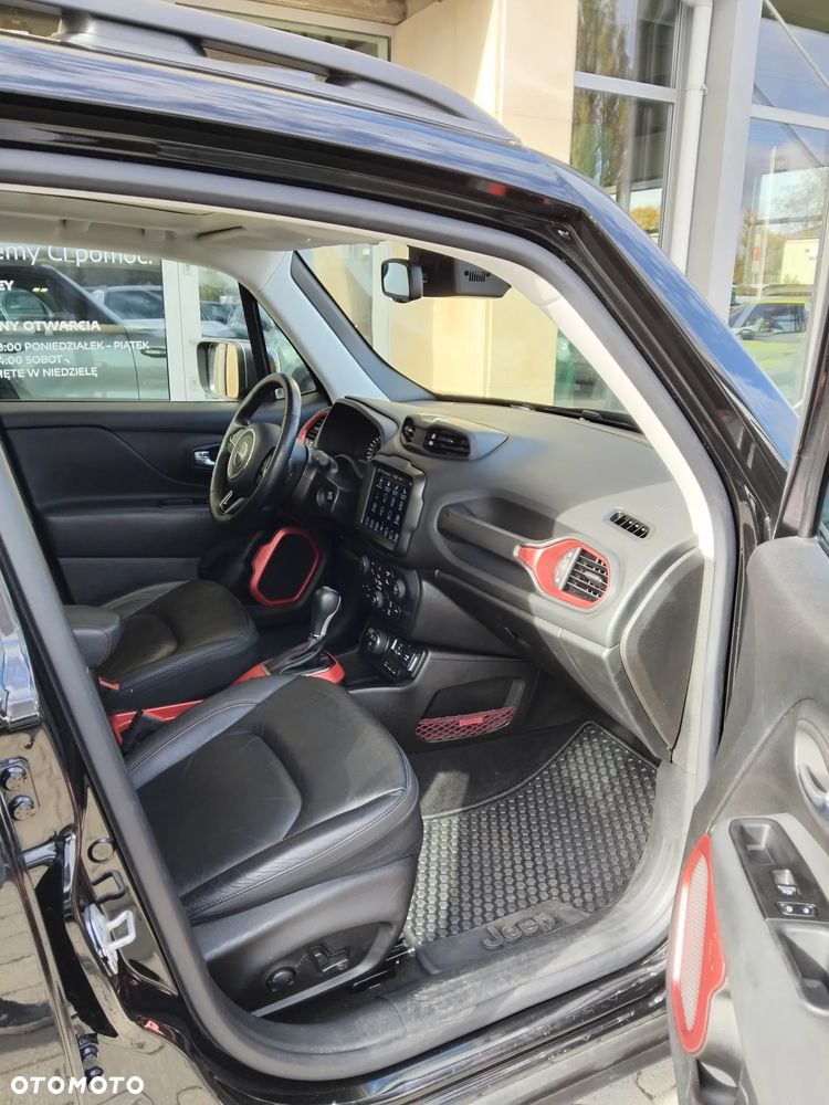 Jeep Renegade - 26