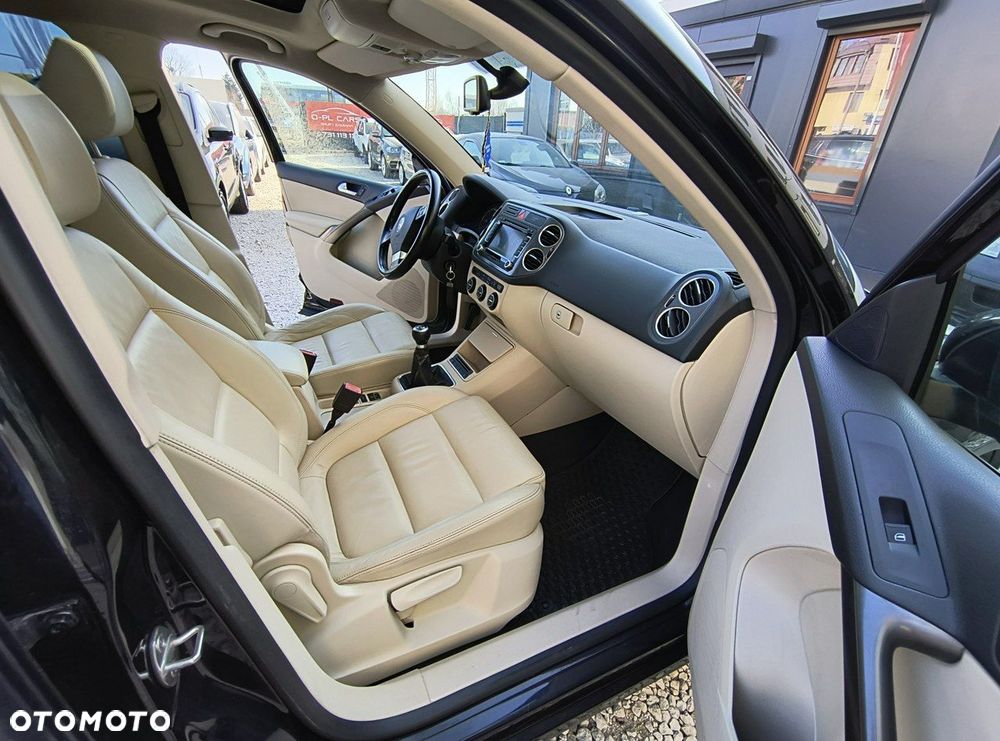 Volkswagen Tiguan 2.0 TDI DPF 4Motion BlueMotion Technology Exclusive - 37