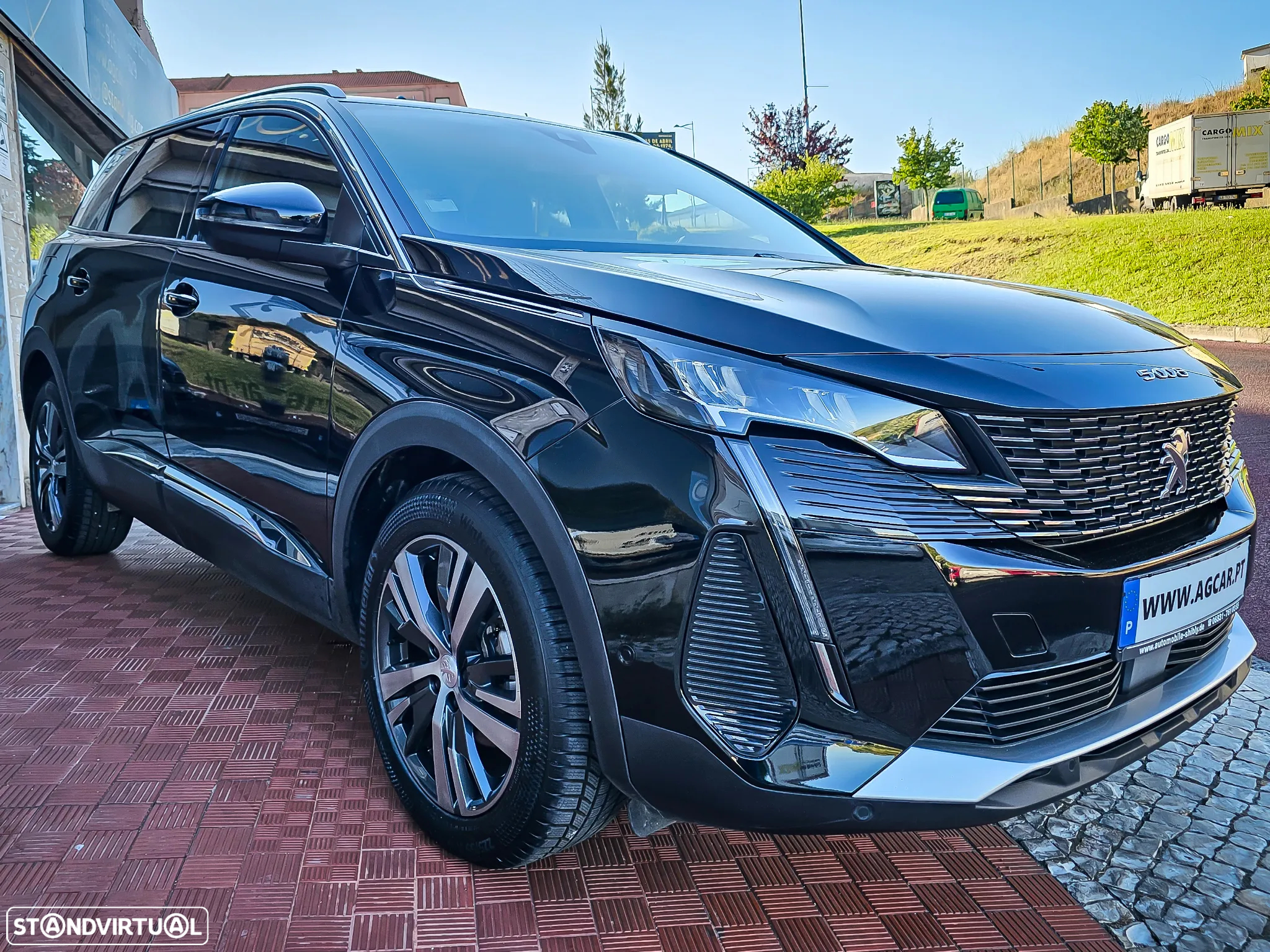 Peugeot 5008 1.5 BlueHDi Allure Pack EAT8 - 5