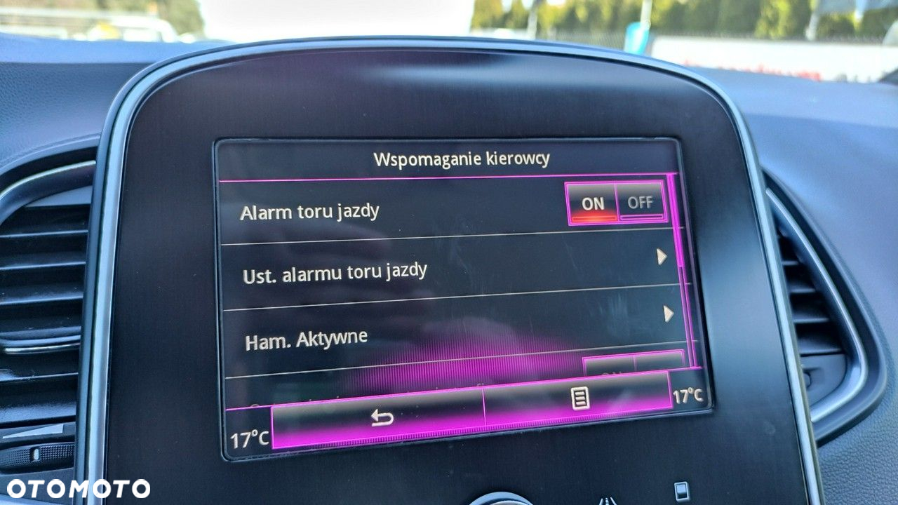 Renault Grand Scenic - 33