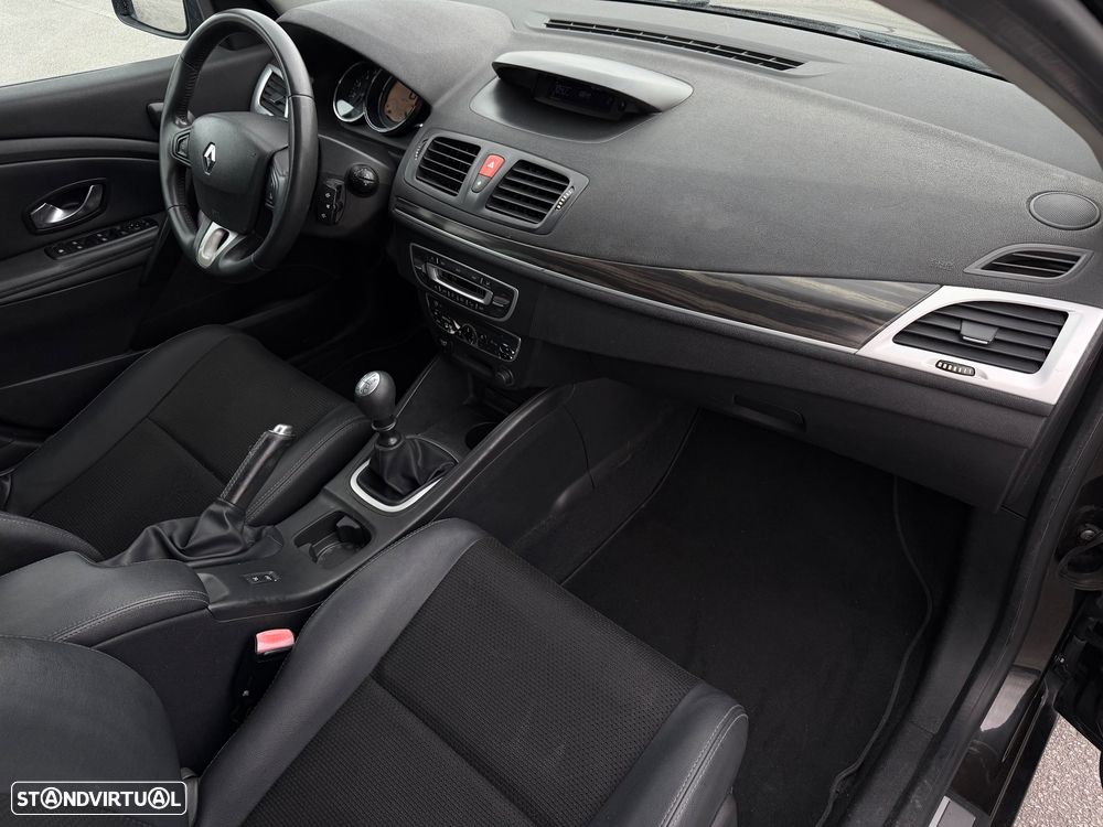 Renault Mégane 1.5 dCi Dynamique Luxe - 7