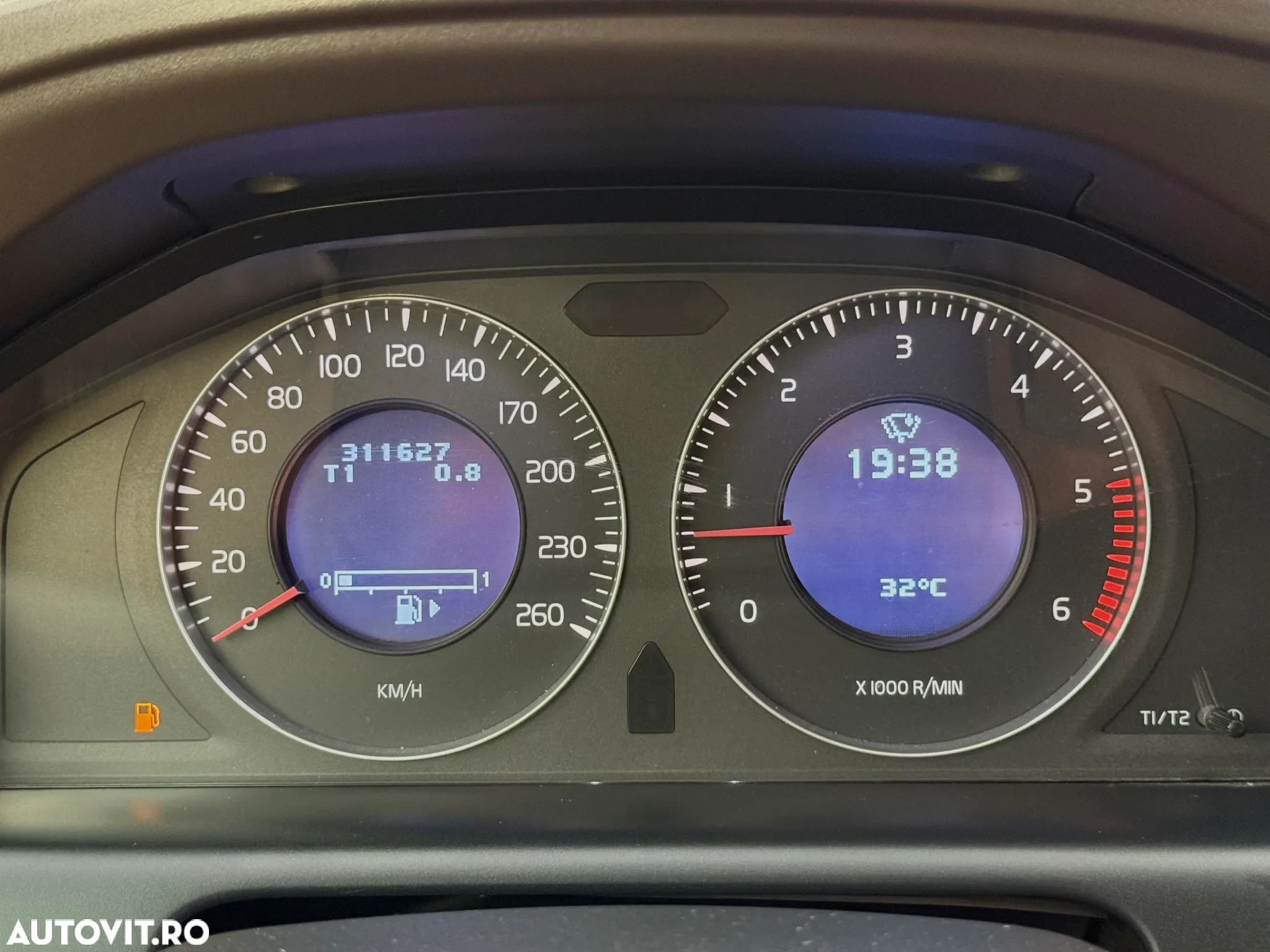 Volvo XC 60 2.4D AWD Kinetic - 9