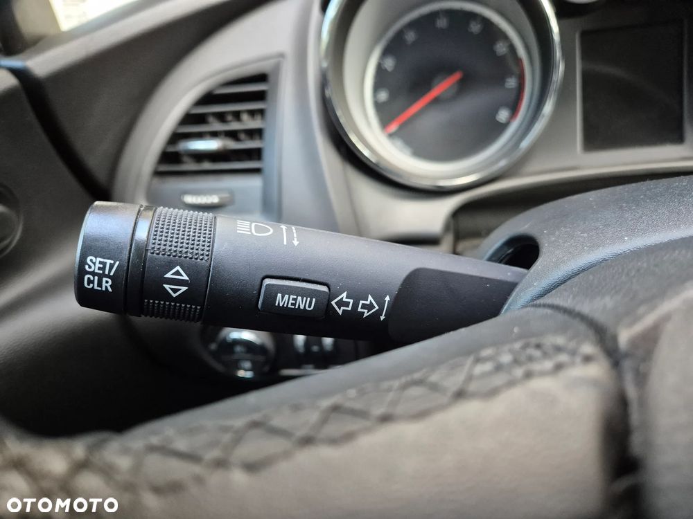 Opel Astra 1.4 T EU6 - 14