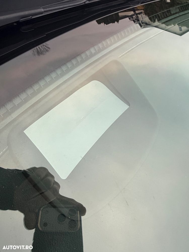 Mercedes-Benz C 400 4Matic T 7G-TRONIC AMG Line - 30