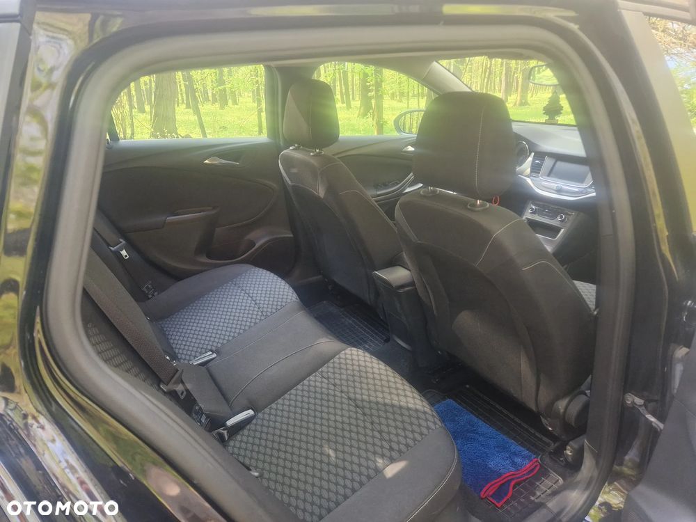 Opel Astra 1.6 CDTI Enjoy S&S - 17