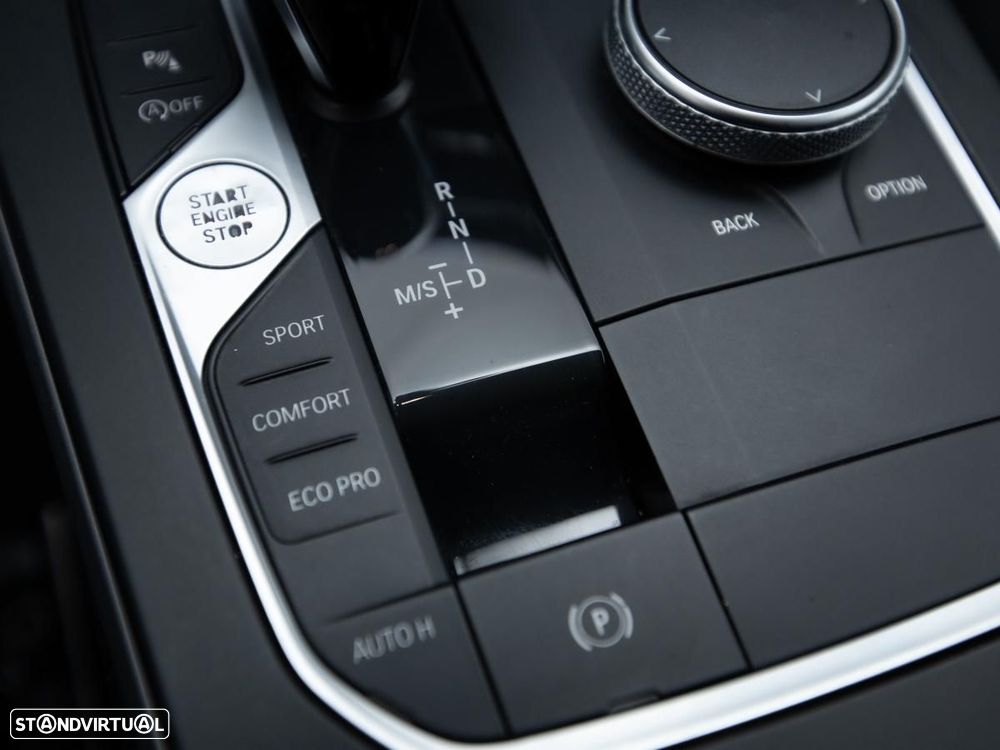 BMW 116 d Corporate Edition Auto - 18