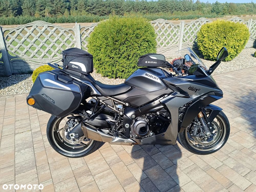 Suzuki GSX 1000 - 11