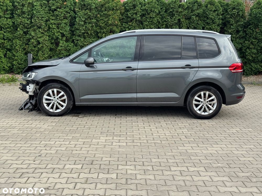 Volkswagen Touran - 5