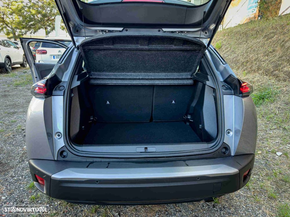Peugeot 2008 1.2 PureTech Style - 15