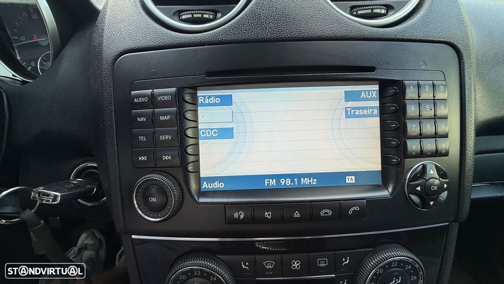 Mercedes-Benz ML 280 CDI - 12