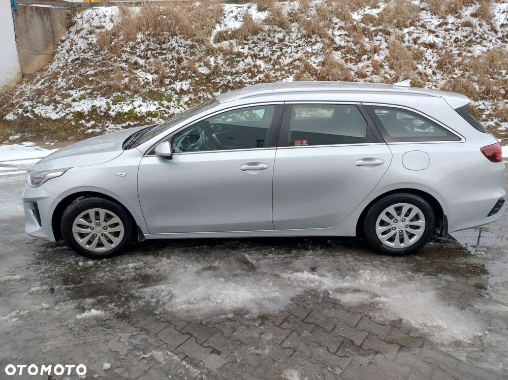 Kia Ceed - 4