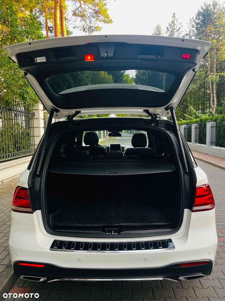 Mercedes-Benz GLE 350 d 4-Matic - 27