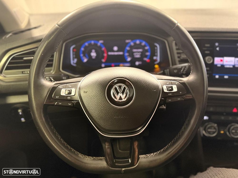 Volkswagen T-Roc 1.5 TSI Style — fotografia 4
