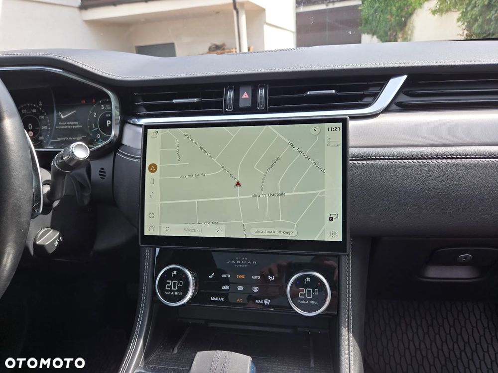 Jaguar F-Pace P250 AWD R-Dynamic S - 18