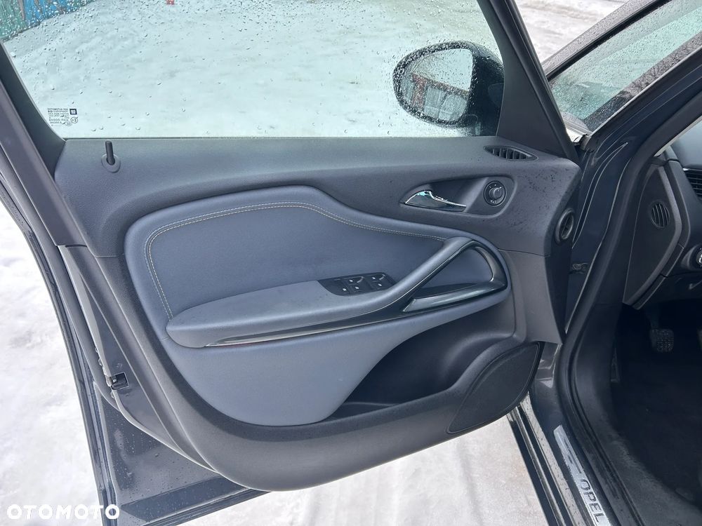 Opel Zafira - 23