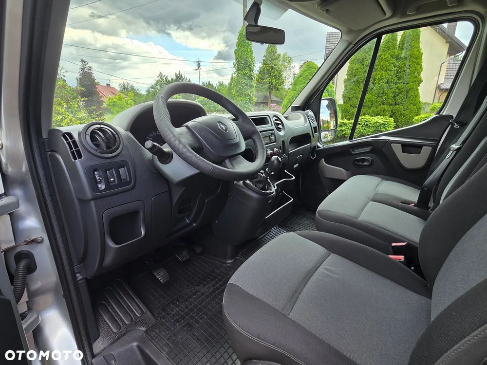 Renault Master - 25