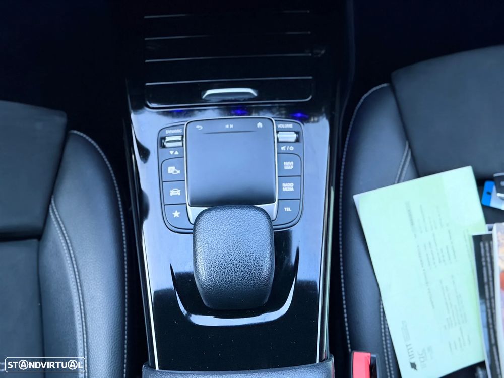 Mercedes-Benz A 250 e AMG Line - 9