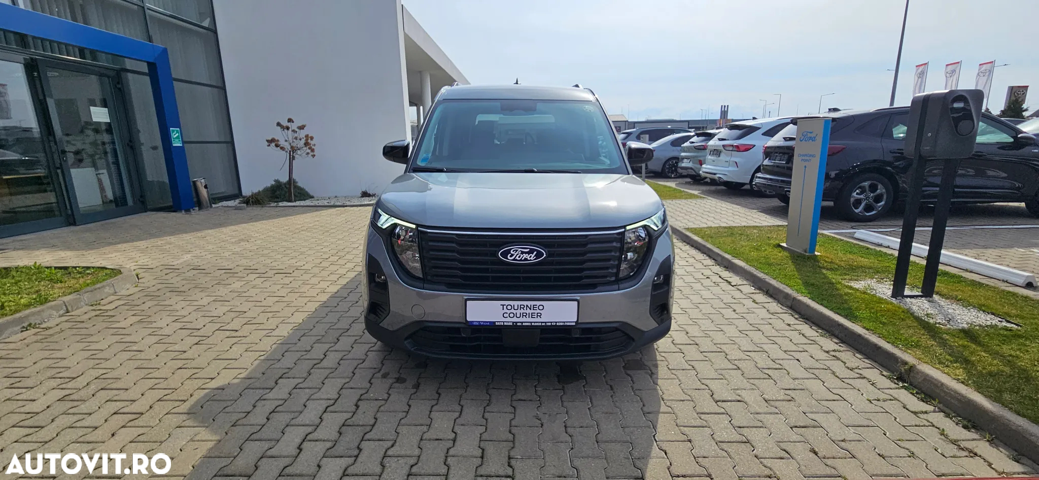 Ford Tourneo Courier 1.0 EcoBoost Titanium - 5